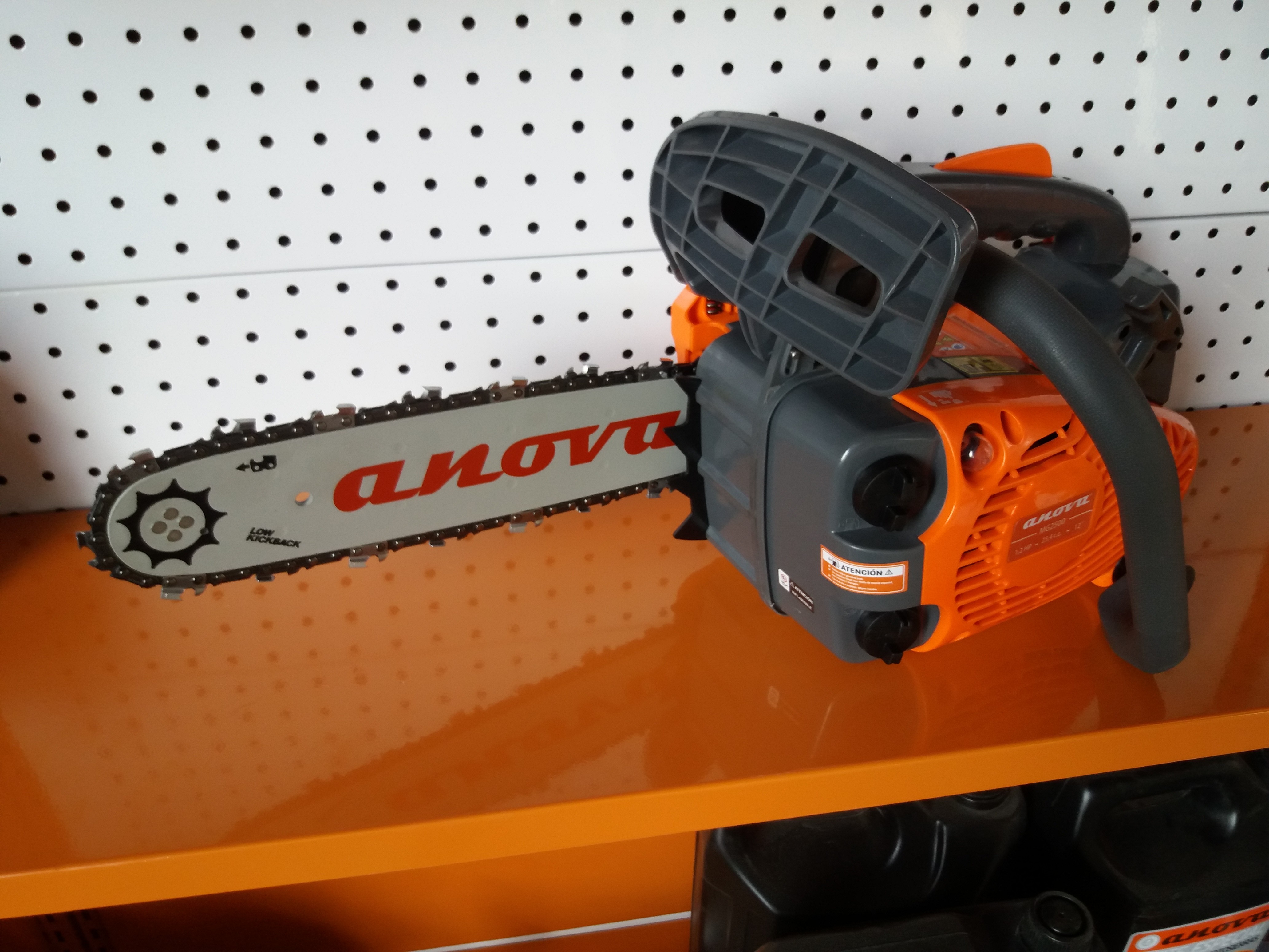 ANOVA Motosierra Gasolina MG2500